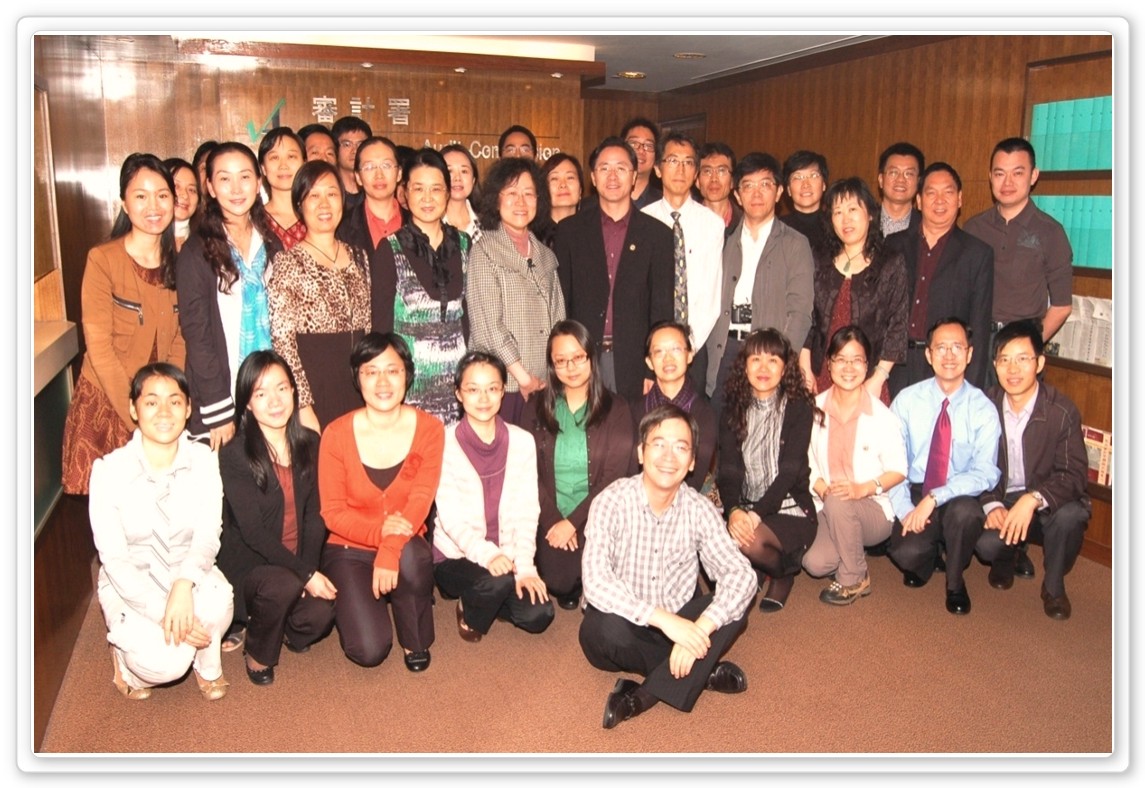 Group photo with the delegation