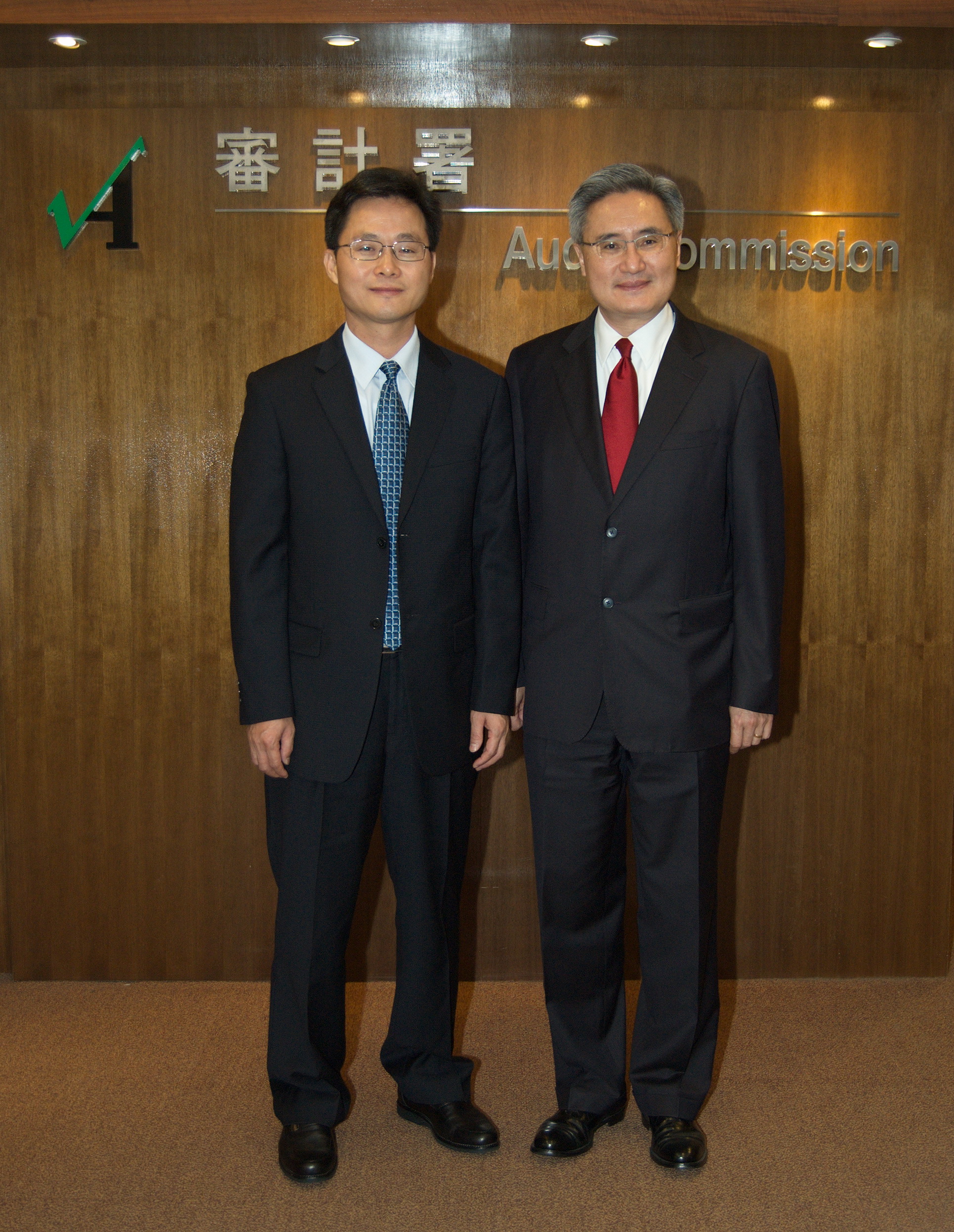 Our Director and Mr Lan Fo-an (left)