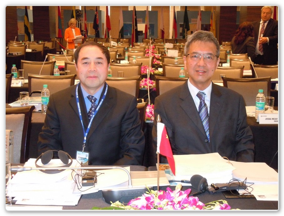 Our Director and Mr Dong Dasheng, Deputy Auditor General of the CNAO (left) attending the Assembly