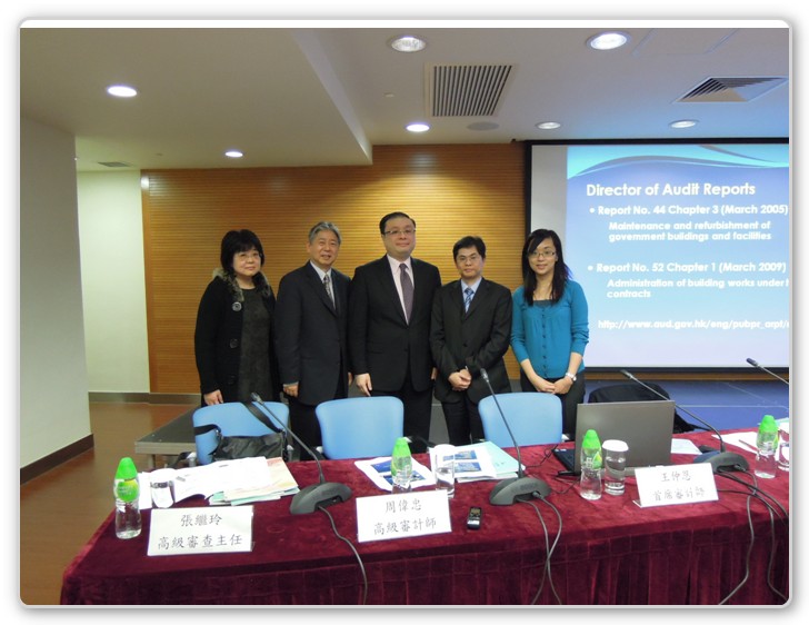 Group photo with Mr Neoh Hwai Beng, Charles (centre)