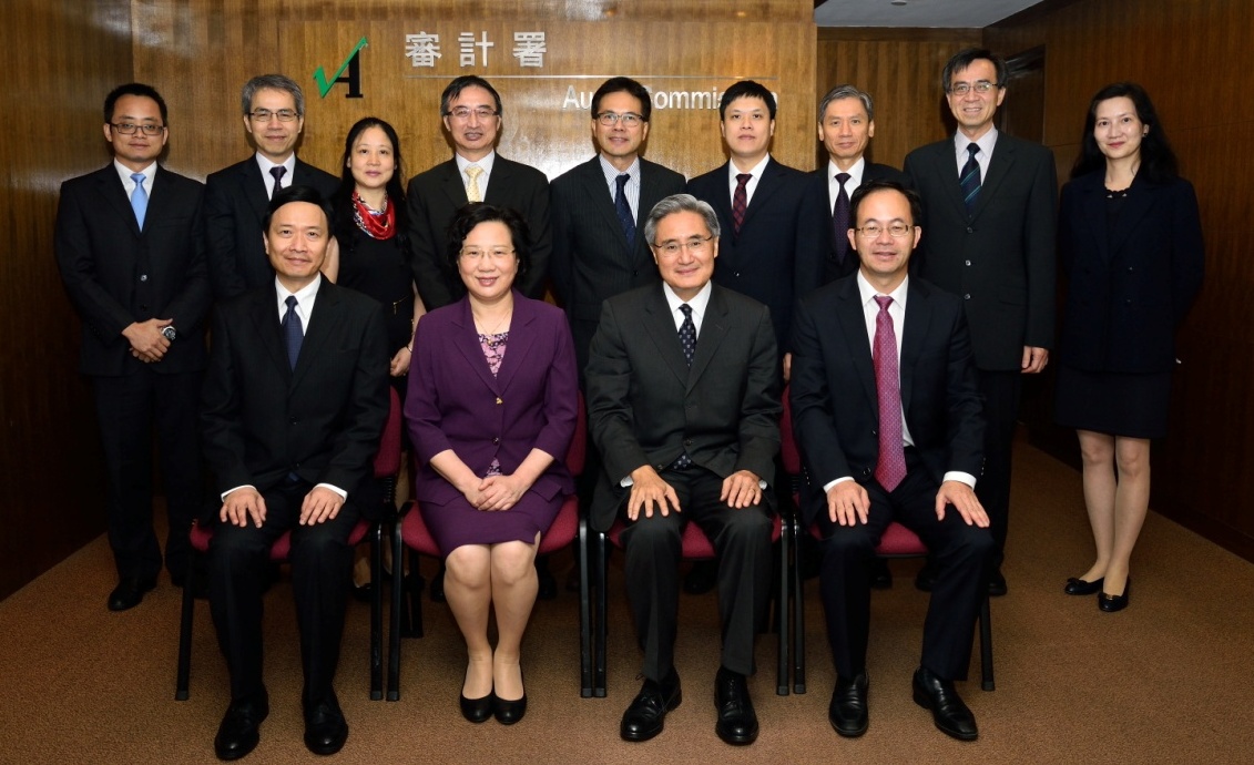 Group photo with the delegation