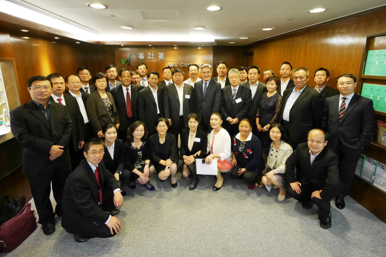 Group photo with the delegation