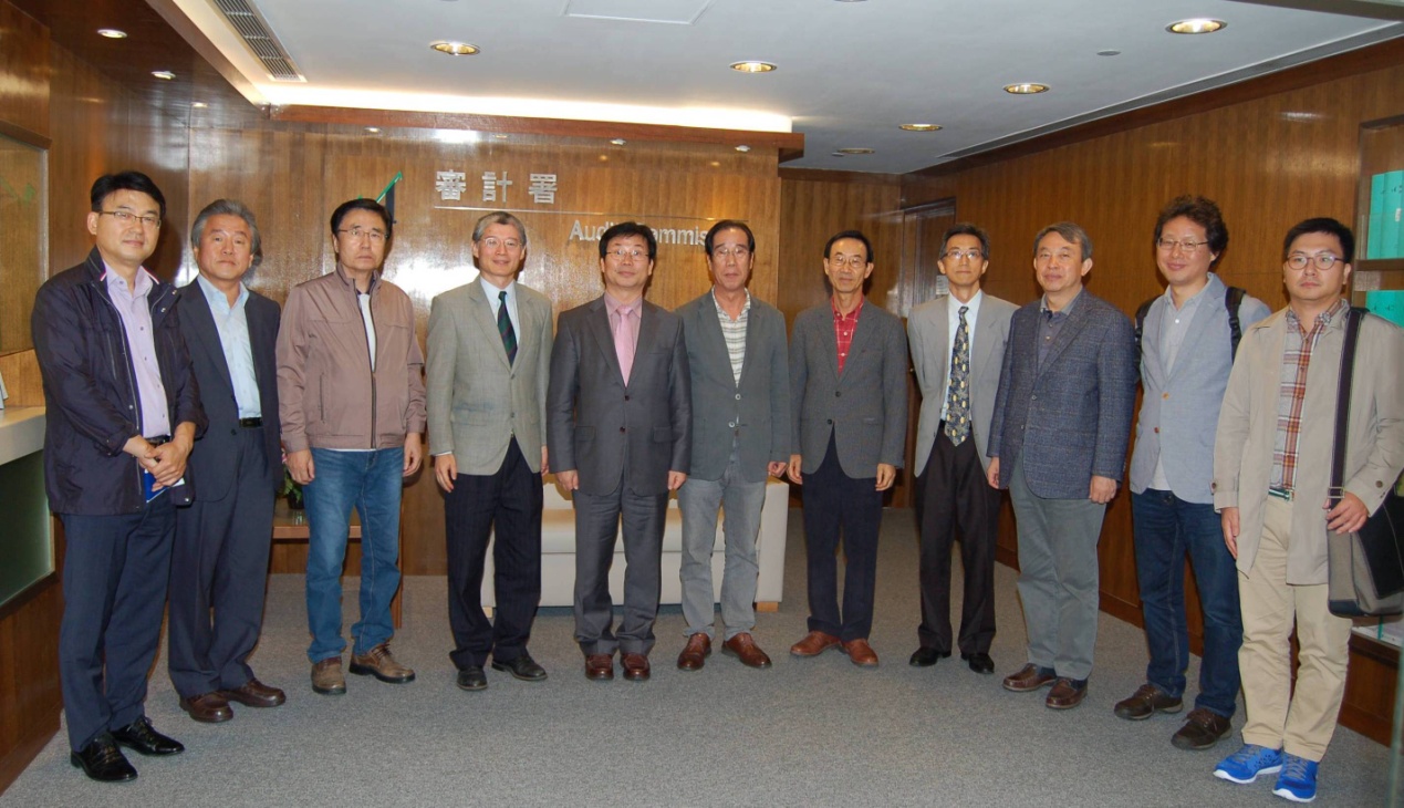 Group photograph with the delegation