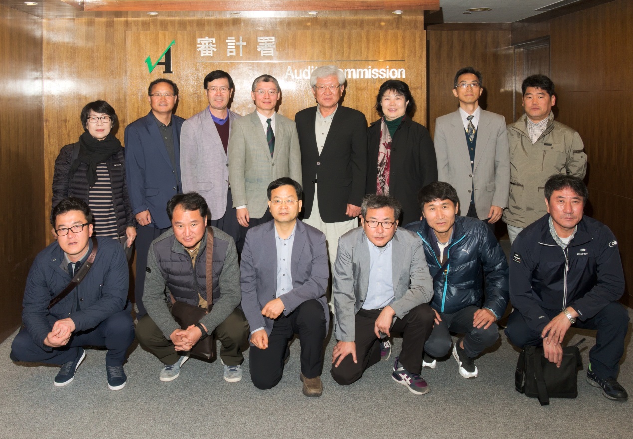 Group photograph with the delegation