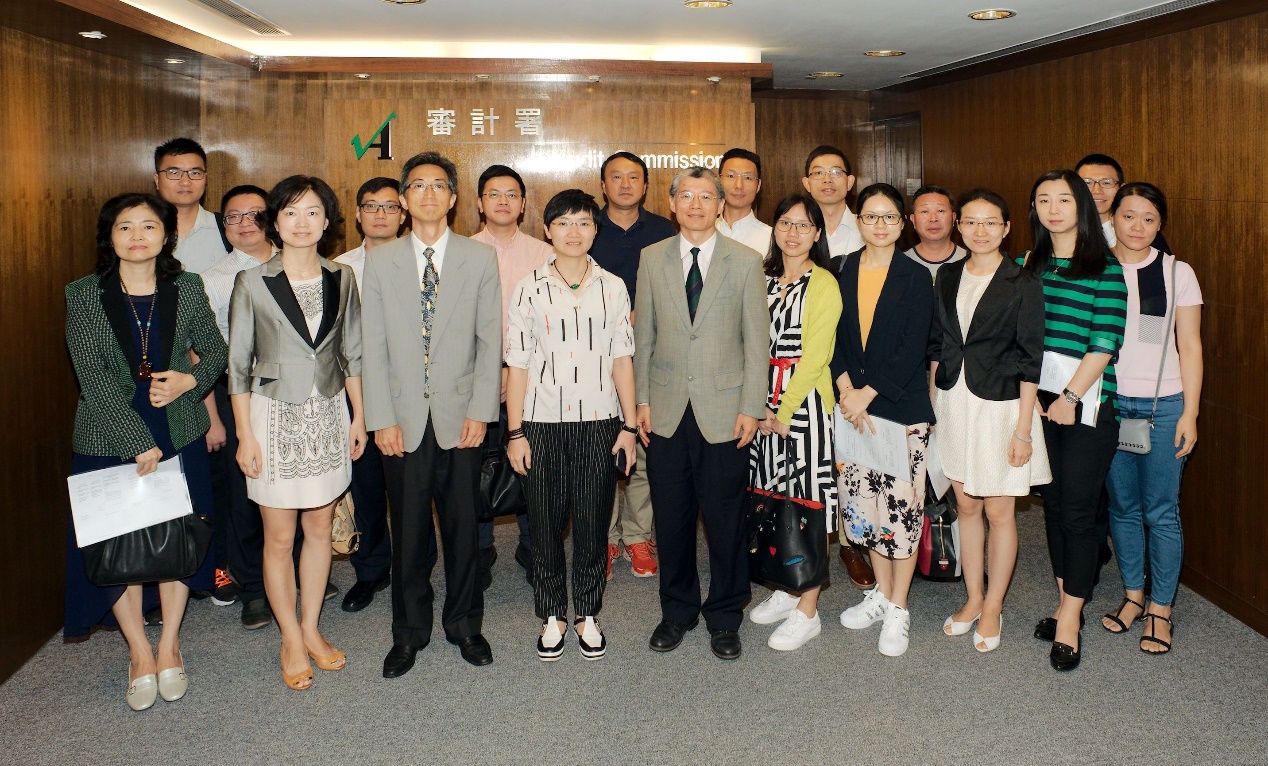 Group photograph with the delegation