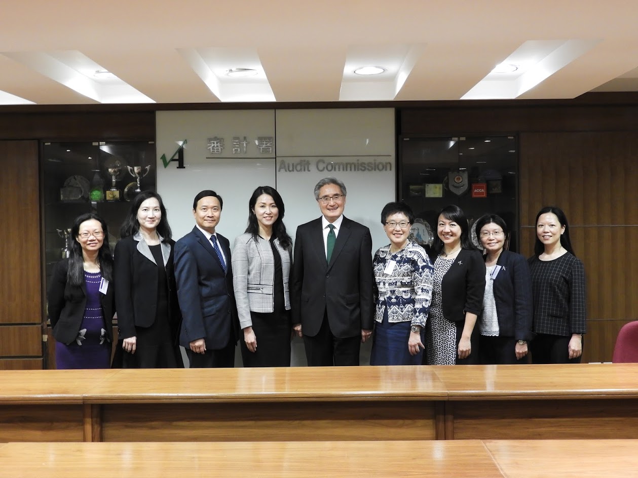 Group photograph with the delegation 